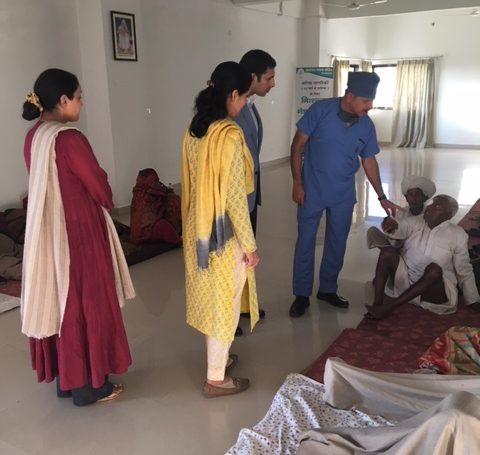 Padmaja Kumari Parmar at Alakh Nayan Mandir